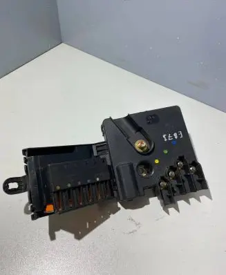 Mercedes-Benz E W211 Fuse module A2115461141