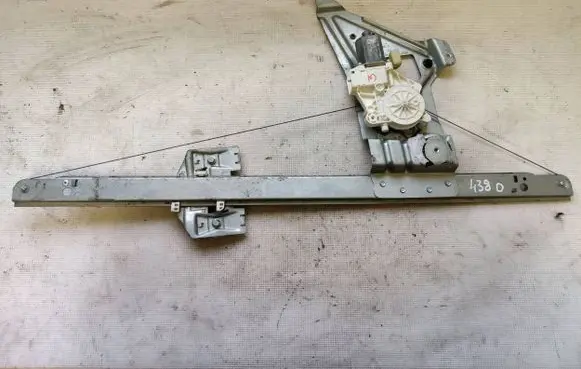 Volkswagen Crafter Front door electric window regulator A9067200146