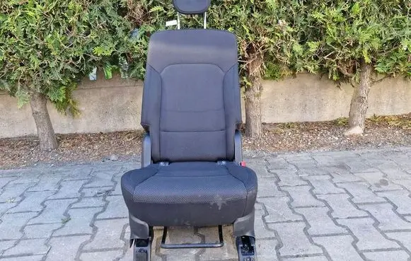 KIA Carens III Rear seat 
