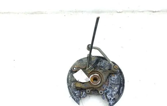 Mercedes-Benz C W203 Rear wheel hub 2030805