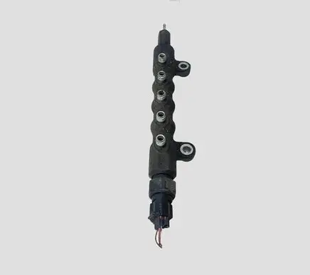 Toyota Avensis T250 Fuel main line pipe