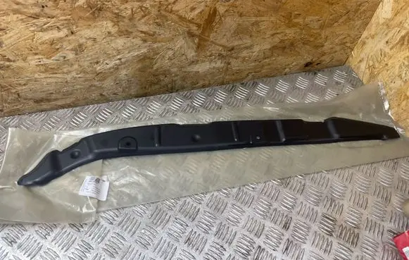 Skoda Octavia Mk4 Fender foam support/seal 4M0821111 20250908 30685536