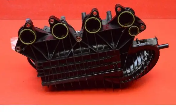 Volkswagen Caddy Intake manifold 03F145749B