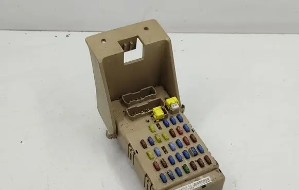 Subaru Legacy Fuse box set 82201AG010