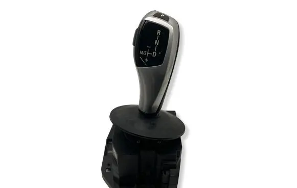 BMW 5 E60 E61 Gear shifter/selector 9165669 033810106