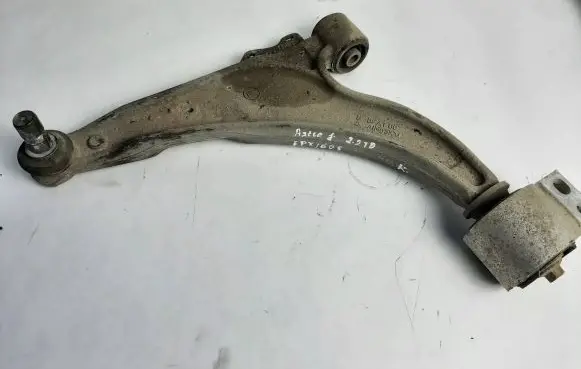 Opel Astra J Front lower control arm/wishbone