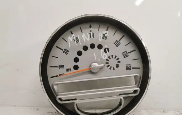 Speedometer (instrument cluster)