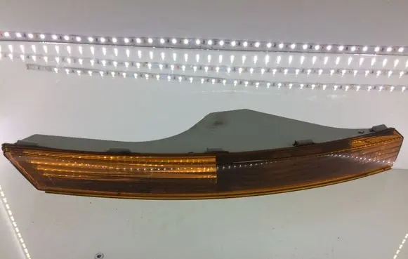 Front indicator light