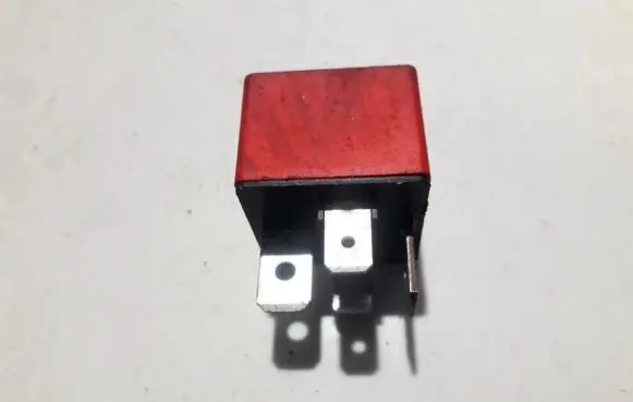 Renault Espace III Other relay 7700844682A 12V60A03540