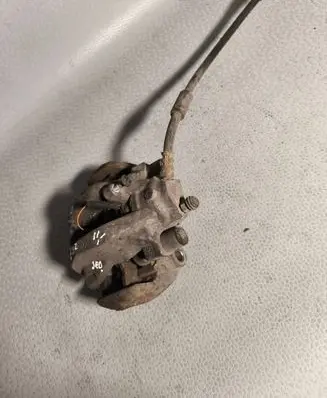 Mercedes-Benz E W212 Rear brake caliper