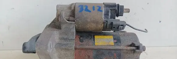 Toyota Yaris Starter motor 2810023030 2280008360 DENSO