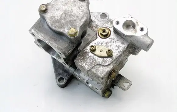 Mitsubishi Space Star Fuel distributor MR420916