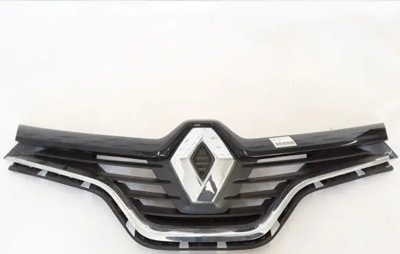 Renault Captur Front grill 623102335R