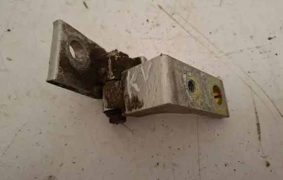 Fiat Stilo Front door upper hinge