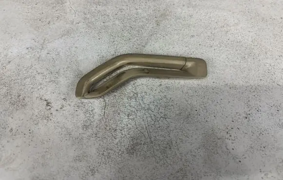Volvo XC70 Seat belt trim LH1882