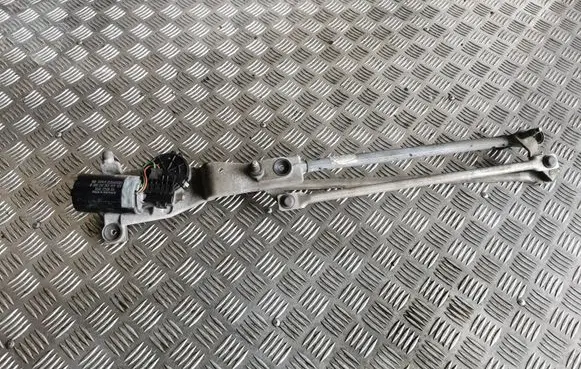 Ford Focus Front wiper linkage and motor 0390241362