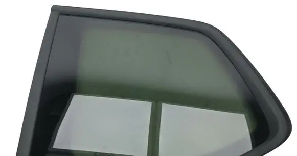 Volkswagen Touran III Rear side window 5TA845041