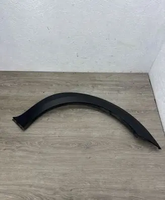 Volkswagen Cross Touran I Fender trim (molding) 1T0853817A