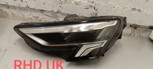 Audi A3 8Y Headlight/headlamp 8Y0941033A