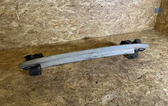 Audi Q7 4L Front bumper cross member 4L0807133A