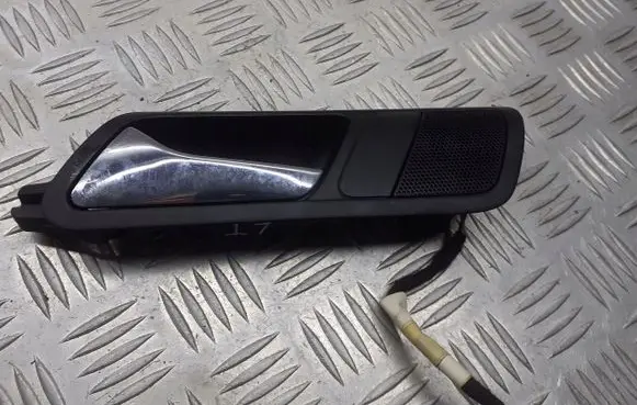Volkswagen PASSAT B6 Rear door interior handle trim 3C4839113