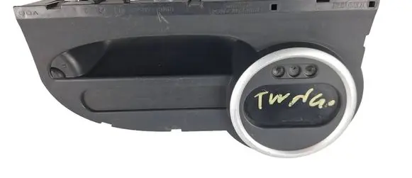Renault Twingo II Speedometer (instrument cluster) 8201462031