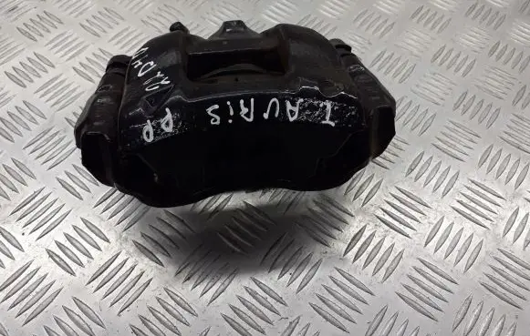Toyota Auris 150 Front brake caliper