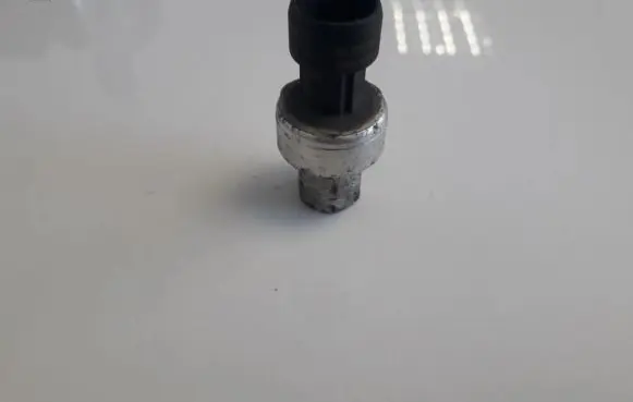 Opel Astra G Air conditioning (A/C) pressure sensor 9131721