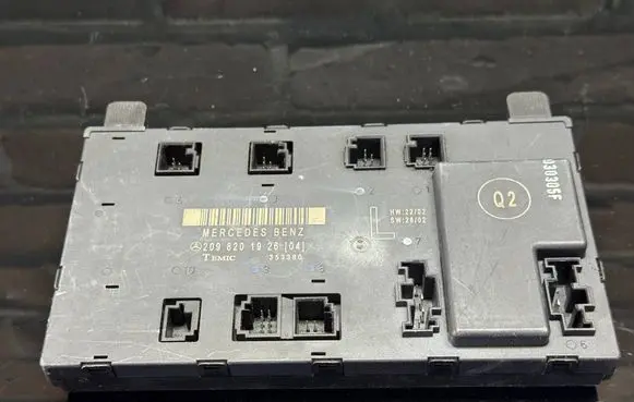Mercedes-Benz CLK A209 C209 Door control unit/module 2098201926 353380