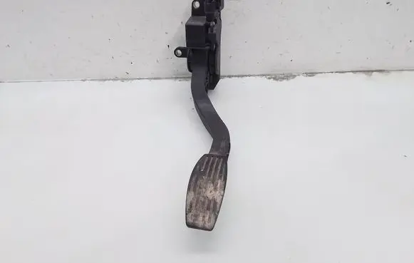Iveco Daily 35.8 - 9 Accelerator throttle pedal 0281002632