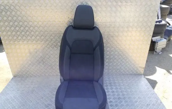 Nissan Qashqai J12 Front driver seat 