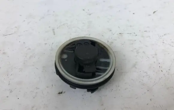 Volkswagen Golf VII Airbag deployment crash/impact sensor 5Q0959354 4382 01076
