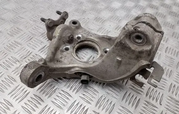 Volkswagen PASSAT B6 Front wheel hub 3C0407258G