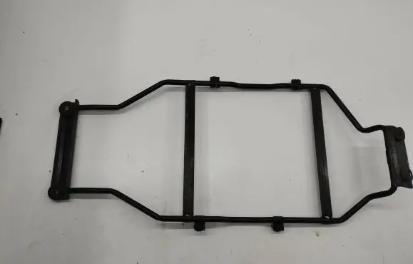 KIA Carens I Radiator mount bracket