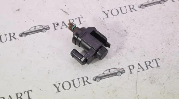BMW 1 F20 F21 Turbo solenoid valve 8570591