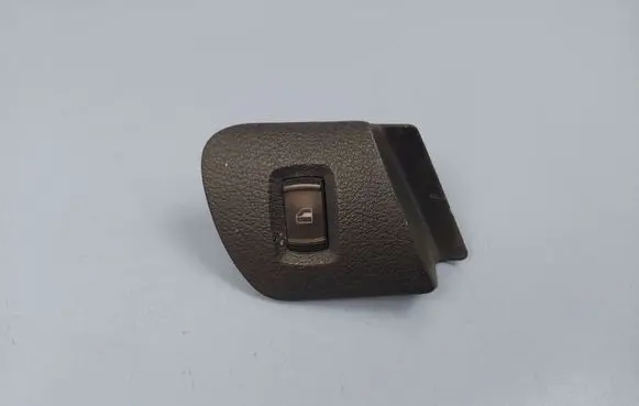 Skoda Octavia Mk1 (1U) Electric window control switch 3B0959855