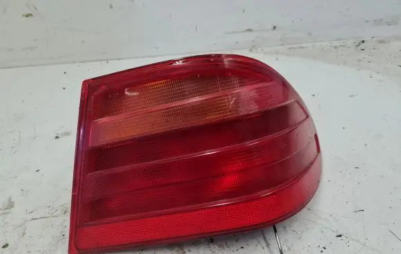 Mercedes-Benz E W210 Rear/tail lights 197042