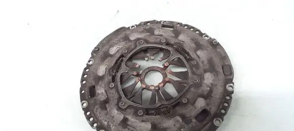 Audi A3 S3 A3 Sportback 8P Pressure plate 
