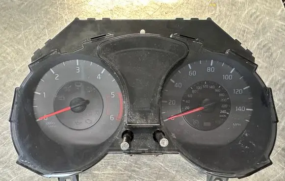 Nissan Juke I F15 Speedometer (instrument cluster) 1KB1B