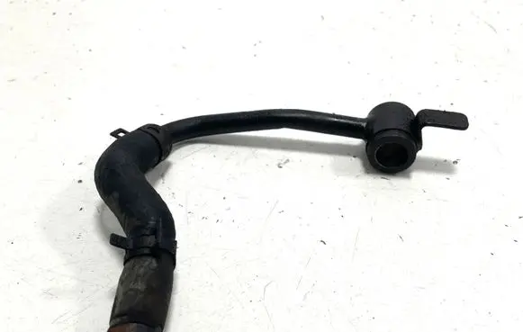 KIA Sorento Engine coolant pipe/hose