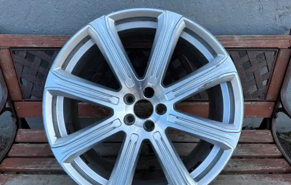 Volvo XC90 R21 alloy rim 