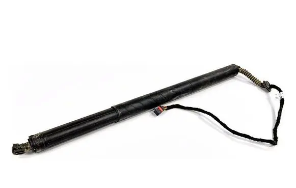 Audi Q3 8U Shock absorber/damper mounting bracket 8U0827851