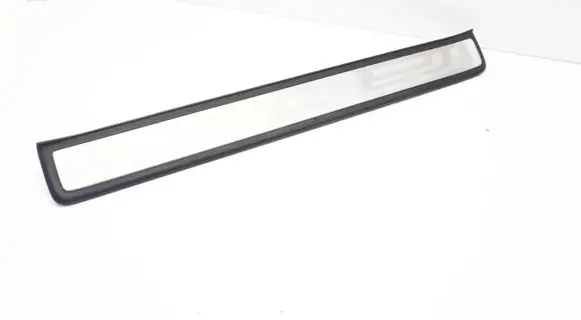 Honda CR-V Front sill trim cover 84202SWAA012M1