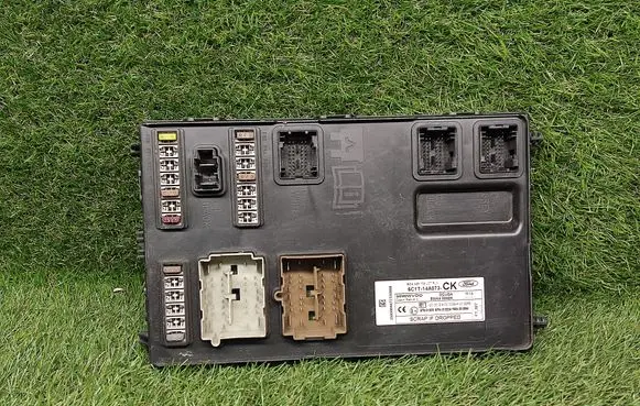 Ford Transit Power management control unit 6C1T14A073CK 5WK48948K