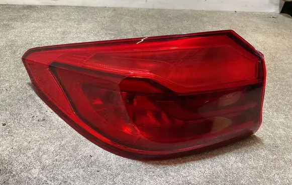 BMW 5 G30 G31 G38 Rear/tail lights 630001 630000 7376463