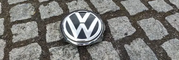 Volkswagen Phaeton Manufacturer badge logo/emblem 3D0853449