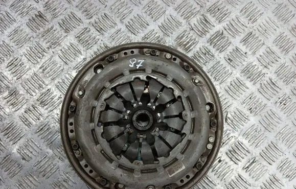 Nissan Juke I F15 Clutch set kit 8200450217