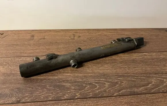 Mercedes-Benz E W211 Fuel main line pipe A6420702595