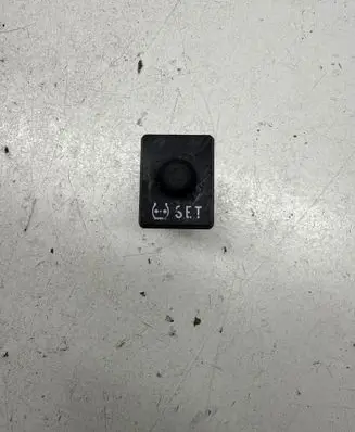 Toyota Yaris TPMS reset button 15D084