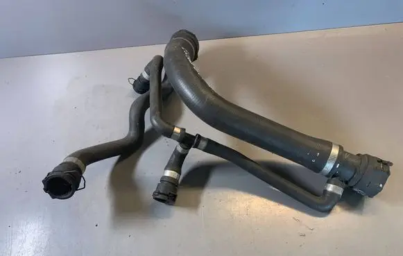 BMW 7 E65 E66 Engine coolant pipe/hose 7508010 17127508010 17127526954